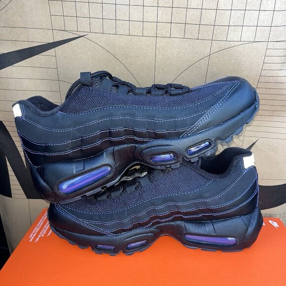 NEW Nike Air Max 95 Black Persian Violet II4053-008 Womens Size 6.5 / 5Y - Picture 2 of 6